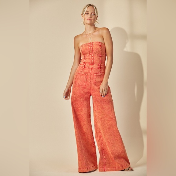 🔥 Red Orange Strapless Mineral Wash Denim Jumpsuit – Western Boho Festival Vibe - Picture 5 of 6